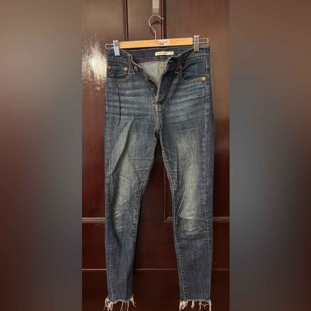 Levi's Dark Blue Skinny Jeans